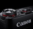 Si vendono sempre meno fotocamere compatte, ne risente Canon con un calo dell'utile