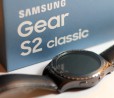 Samsung presenta una variante di Gear S2 Classic 3G con tecnologia eSIM