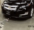 Un gruppo di micro-robot da 17g traina un'automobile da 1800 kg