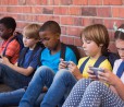 Smartphone vietati ai minori di 13 anni, in America ci stanno pensando