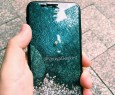 Quanto assomiglierà iPhone 8 a questo "dummy" fai-da-te?