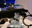 LG: il nuovo visore VR è un HTC Vive con schermo ribaltabile