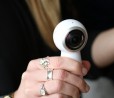 Samsung presenta Gear 360 (2017), design rinnovato e compatibilità con iOS
