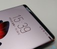 Nubia segue Samsung: smartphone borderless con due fotocamere anteriori