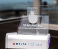 I passeggeri della Delta Airlines possono usare le impronte digitali per imbarcarsi