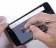 Moto Z2 Force non si piega e non si spezza: test di resistenza superato