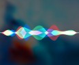 Siri al primo posto tra gli assistenti vocali, ma crescono Alexa e Cortana