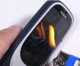 Nokia 3310 (2017) passa i test di JerryRig, buon sangue non mente